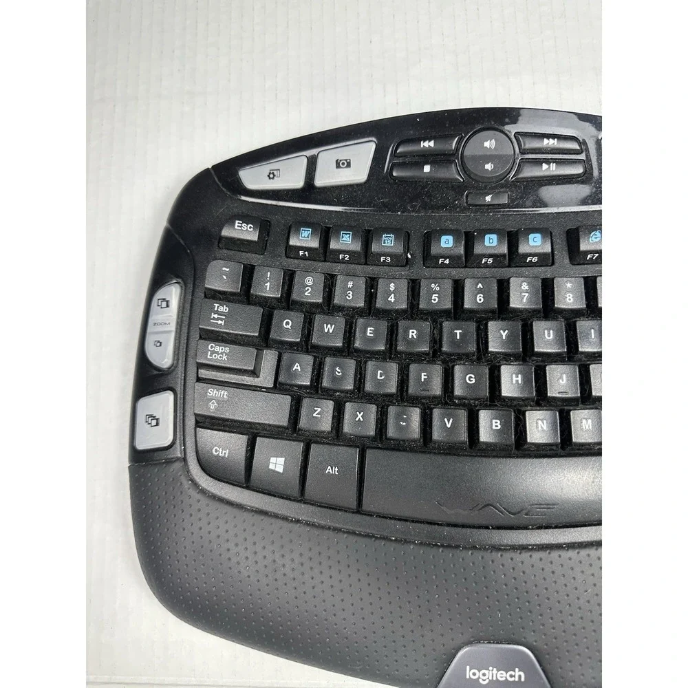 Logitech K350 Ergonomic Keyboard & M510 Mouse W/ Usb Dongle